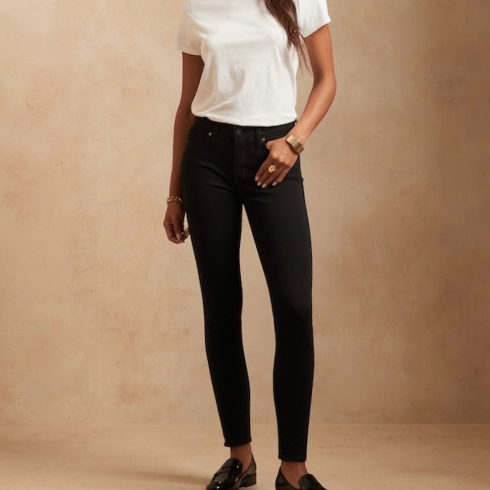 Banana Republic Mid-Rise Skinny Fade-Resistant Ankle Jean sz 29